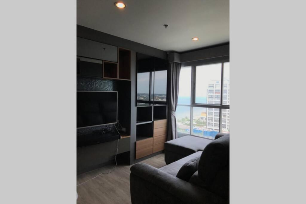 Stunning Seaview Suite Jomtien Beach Exterior photo